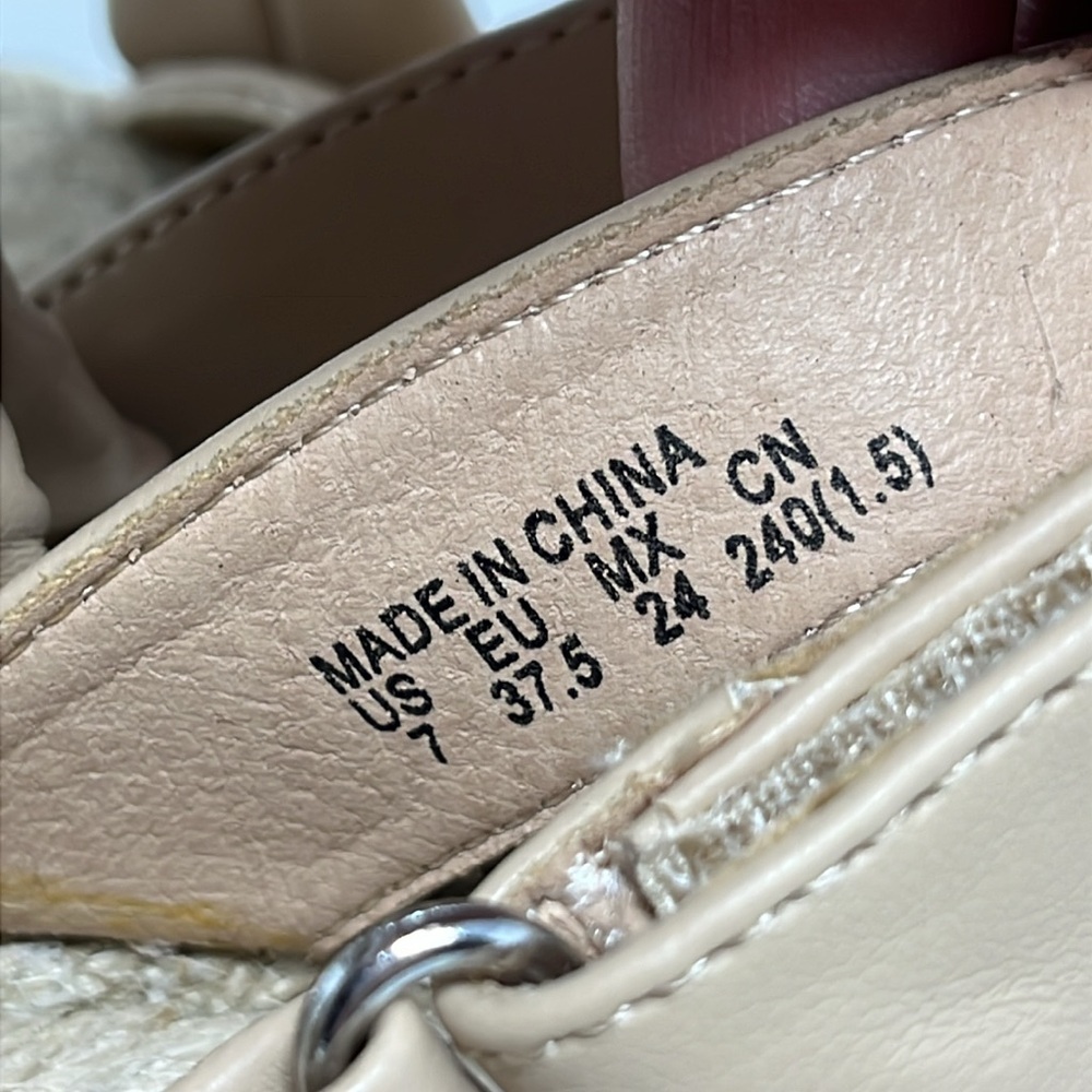 AMERICAN EAGLE ESPADRILLE WEDGE SANDAL VELCRO SLING BACK SOFT VEGAN LEATHER SZ 7 - Picture 3 of 14